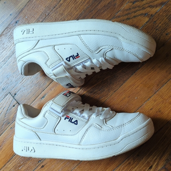 Fila Sneakers - Picture 4 of 8